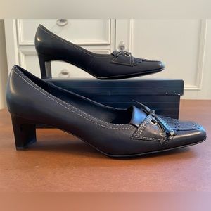 Ipanema Captain heels size 10- black with contrast- never worn with box, NWT